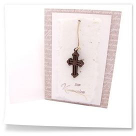 Kommunionskarte mit braunem Holzkreuz