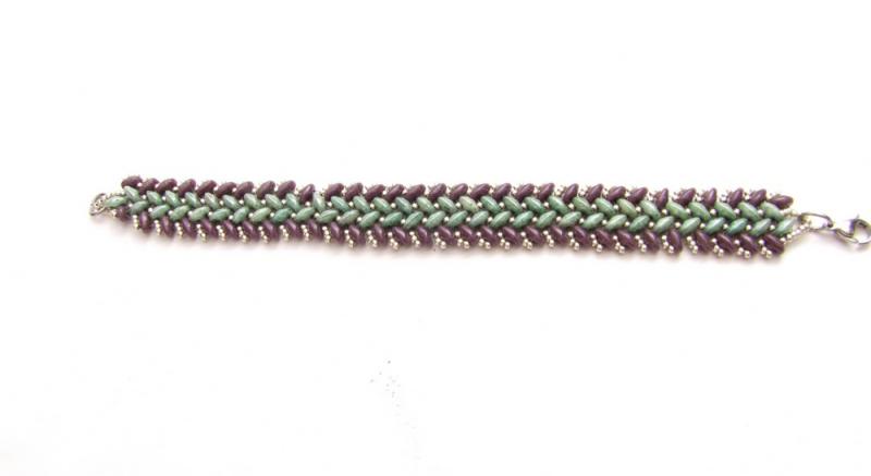 Armband  Perlen Grün Lila